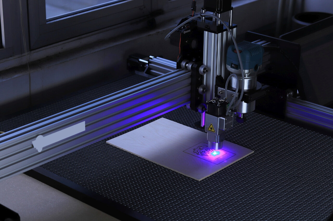 how does laser cutting work?